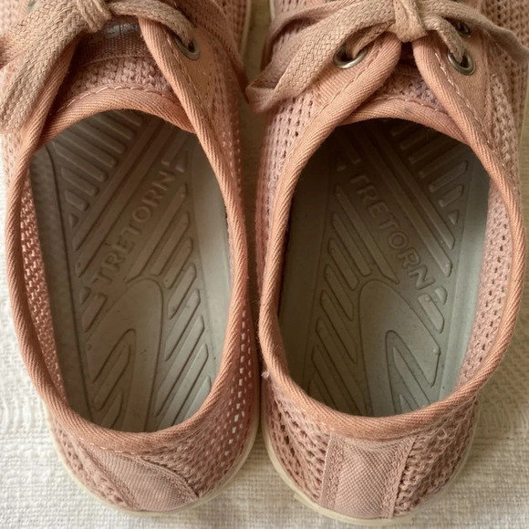 •Tretorn• Mesh Sneakers, Size 37 - Picture 3 of 11